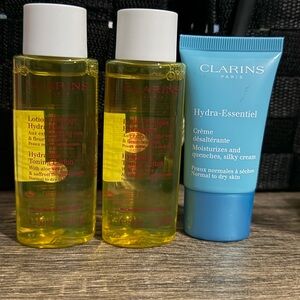 Clarins travel size toner and moisturizer set